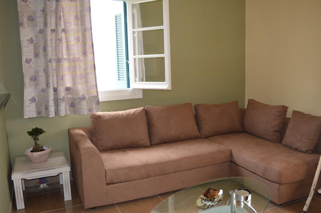 Mel'S Apartments Pesádha Exterior photo